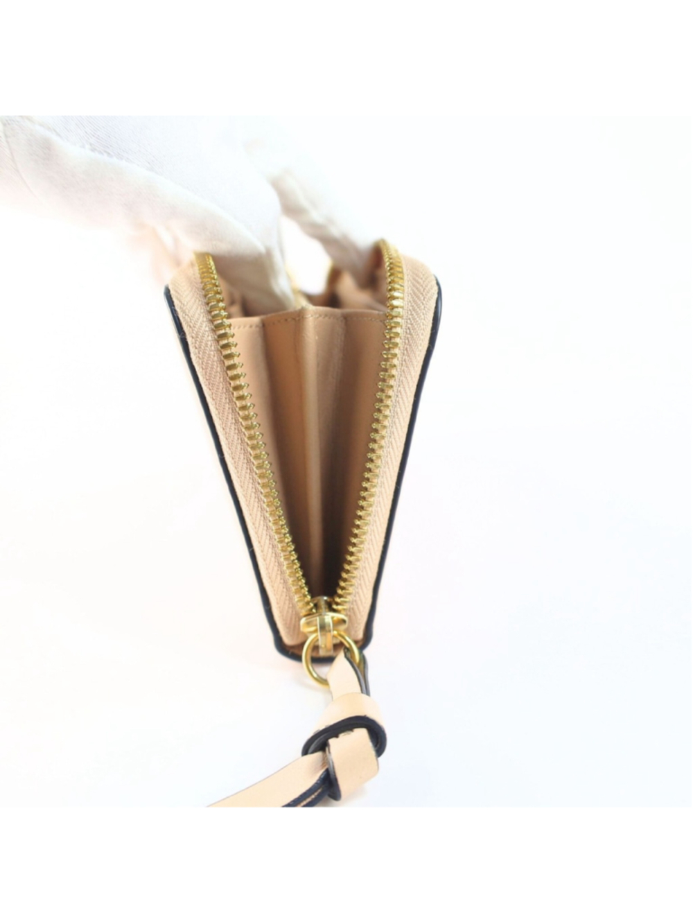 Chloe Alphabet Long Wallet For Women Beige NeutralLeather & Gold tone Hardware - Picture 12 of 16